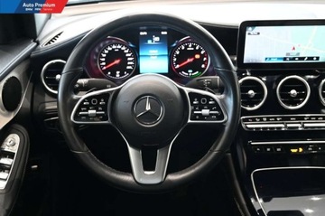 Mercedes GLC C253 SUV 2.0 250 211KM 2019 Mercedes-Benz GLC FV23Reflektory LED StatyczneAktywny Asystent Parkowania, zdjęcie 11