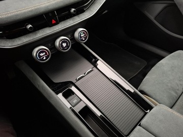 Skoda Superb IV Liftback 2.0 TDI 193KM 2024 Skoda Superb Selection 4x4, 2.0 TDI / 193KM, DSG,, zdjęcie 16