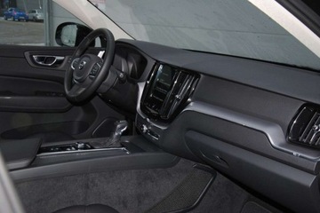 Volvo XC60 II Crossover D4 190KM 2020 Volvo XC 60 190KMD4AutSkory,Led Rozp.znakEL.klap,Lane.ass grzane fotelefv23, zdjęcie 15