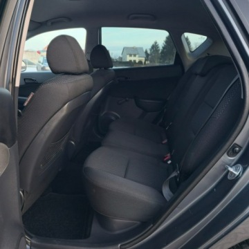 Hyundai i30 I Hatchback 1.4 109KM 2010 Hyundai i30 1.4 Blue Classic, zdjęcie 22