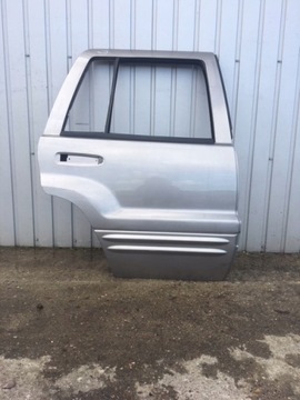 JEEP GRAND CHEROKEE WJ 98-05 DRZWI PRAWE TYLNE