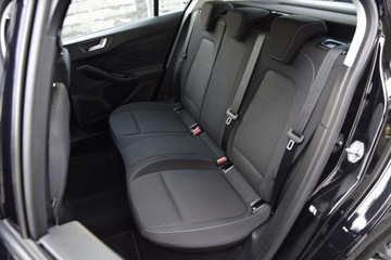 Ford Focus III Sedan Facelifting 1.0 EcoBoost 125KM 2018 Titanium* Navi* Alufelgi* Radar* Asystent* Car Play* Gwarancja* BLACK WEEK, zdjęcie 25