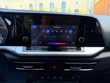Ford Tourneo Connect IV Van 2,0 EcoBlue 122KM 2023 Ford Tourneo Connect Tempomat AktywnyAndroidPDCApple CarPlayIdealny Stan, zdjęcie 16