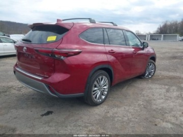 Toyota Highlander III 2024 Toyota Highlander Platinum, 2024r., 4x4, 2.4L 2.4 Benzyna 265KM, zdjęcie 2