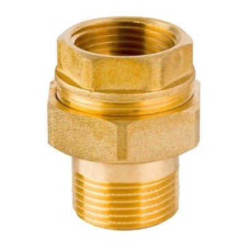 Прямой латунный фитинг 1