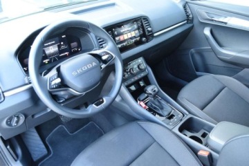 Skoda Karoq Crossover Facelifting 1.5 TSI ACT 150KM 2025 Skoda Karoq SalonPL Selection 150 KM DSG Matrix LED Pakiet WinterParking V, zdjęcie 8