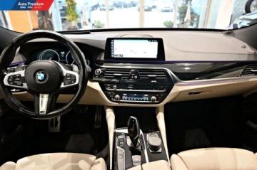 BMW Seria 6 F06-F12-F13 Coupe Facelifting 640d 313KM 2018 BMW Seria 6 640d xDriveFV23Adaptacyjny reflektor LEDNaglosnienie HarmanKar, zdjęcie 14