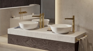 Золотая душевая насадка Omnires Contorur