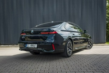 BMW Seria 7 G70 Sedan 3.0 40d 299KM 2025 BMW 740 xDrive Limuzyna DEMO, zdjęcie 4