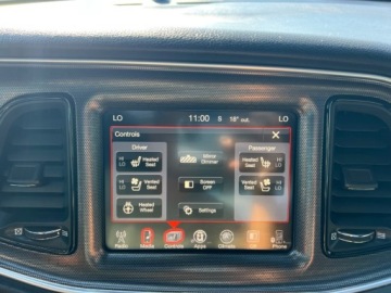 Dodge Challenger III 5.7 V8 HEMI 377KM 2015 Dodge Challenger V8 HEMI 5.7 377 KONI AUTOMAT NAWIGACJA KAMERA RINGI SUBWO, zdjęcie 11