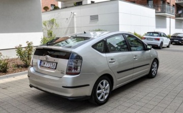 Toyota Prius II 1.5 VVT-i 78KM 2004 Toyota Prius 1,5 LPG Hybryda Automat Salon PL 1.5 BenzynaLPG 78KM, zdjęcie 3
