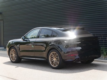 Porsche Cayenne III SUV Facelifting 3.0 353KM 2025 PORSCHE Cayenne Coupe Black Edition Suv 2.0 (353KM) 2025, zdjęcie 2