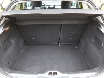 Citroen C4 Cactus Crossover 1.2 PureTech 82KM 2016 Citroen C4 Cactus 1.2 PureTech, Salon Polska, zdjęcie 13