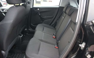 Peugeot 208 I Hatchback 5d Facelifting 1.2 PureTech 82KM 2016 Peugeot 208 Style Niski Przebieg Gwarancja 1.2 Benzyna 82KM, zdjęcie 8
