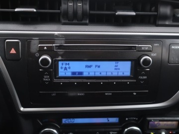 Toyota Auris II Hatchback 5d Valvematic 130 132KM 2014 Toyota Auris 1.6 Valvematic, Salon Polska, zdjęcie 11