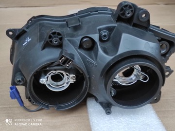 Yamaha R1 RN 19 правая фара