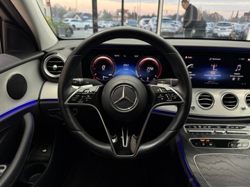 Mercedes Klasa E W213 Limuzyna 2.0 220d 194KM 2020 Mercedes-Benz E 220 AMG / Avantgarde / Ambiente /, zdjęcie 13