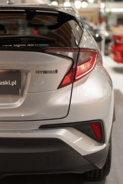 Toyota C-HR I Crossover Facelifting 1.8 Hybrid 122KM 2023 Toyota C-HR 1.8 Hybrid Style 1.8 Hybryda 122KM, zdjęcie 10