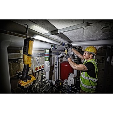 DCL050 DEWALT ФАКЕЛ ШАРНИРИРОВАННАЯ СВЕТОДИОДНАЯ ЛАМПА 18В
