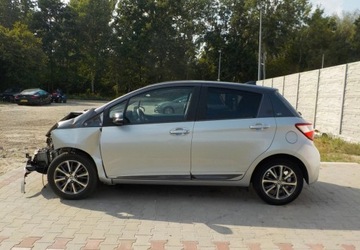 Toyota Yaris III Hatchback 5d Facelifting 2017 1.0 VVT-i 72KM 2020 Toyota Yaris y20 Okazja Benzyna 72KM, zdjęcie 9