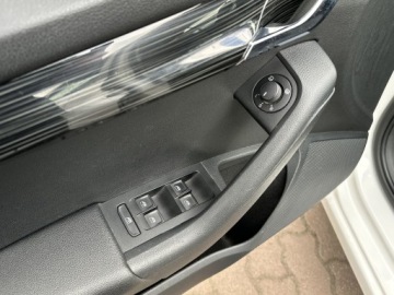 Skoda Octavia III Liftback Facelifting 2.0 TDI 150KM 2018 Skoda Octavia Hak, Podgrzewana przednia szyba/ DSG, zdjęcie 27