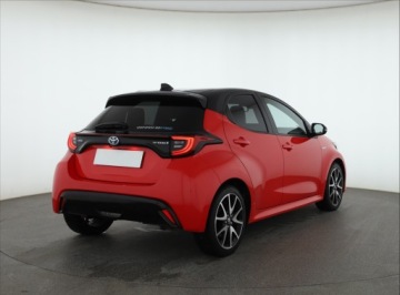 Toyota Yaris IV Hatchback 1.5 Hybrid Dynamic Force 116KM 2021 Toyota Yaris 1.5 VVT-i Hybrid, Salon Polska, zdjęcie 4