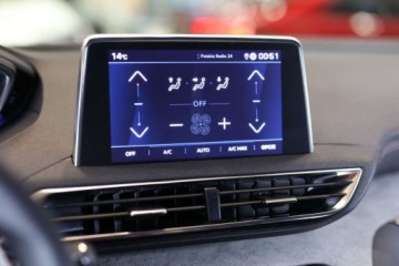 Peugeot 3008 II Crossover Facelifting  1.5 BlueHDi 130KM 2023 Peugeot 3008 1.5 BlueHDi GT SS EAT8 1.5 Diesel 130KM, zdjęcie 14