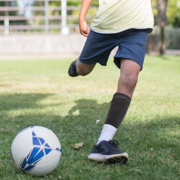 1 КОМПЛЕКТ ФУТБОЛЬНЫХ ЗАЩИТЫ ДЛЯ ИКОРЕЦ ФУТБОЛЬНЫЕ ЗАЩИТЫ ДЛЯ НОГ НОСКИ