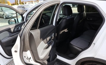 Opel Mokka I SUV 1.4 Turbo ECOTEC 140KM 2015 Opel Mokka Nawigacja , Dwustrefowa Klimatyzacja, czujniki parkowania, GWAR, zdjęcie 9