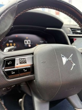  DS Automobiles DS 7 Crossback 2.0 BlueHDi 177 KM EAT8 Performance Line Ka, zdjęcie 9