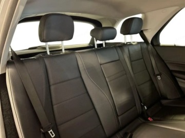 Mercedes GLE V167 SUV Facelifting 2.0 300d 269KM 2026 MERCEDES-BENZ GLE 300 d 4-Matic AMG Line 2.0 (269KM) 2026, zdjęcie 11