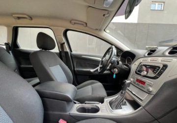 Ford Mondeo IV Kombi 2.0 Duratorq TDCi DPF 140KM 2009 Ford Mondeo Automat Klima Super Stan Warszawa 2.0 Diesel 140KM, zdjęcie 10