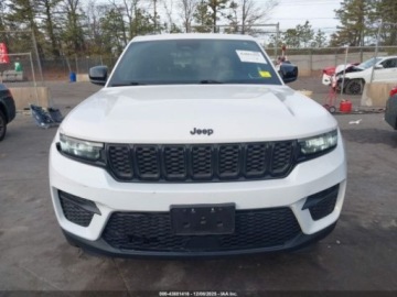 Jeep Grand Cherokee V 2023 Jeep Grand Cherokee 2023 Jeep Grand Cherokee Altitude 4x4 3.6 Benzyna 293KM, zdjęcie 7