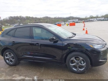 Ford Escape III 2024 Ford Escape ST-Line 2024 1.5l 1.5 Benzyna 180KM, zdjęcie 6