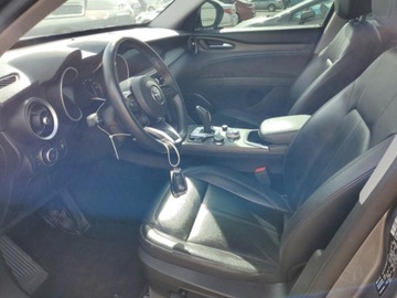 Alfa Romeo Stelvio 2021 Alfa Romeo Stelvio 2021 Alfa Romeo Stelvio Ti AWD 22.0 Benzyna 280KM, zdjęcie 7