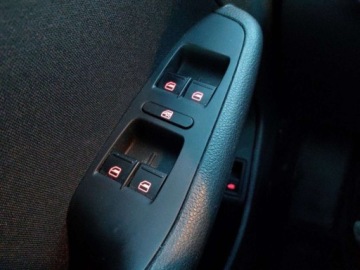 Volkswagen Jetta VI Sedan Facelifting 2.0 TDI 110KM 2016 Volkswagen Jetta Comfortline 2,0 TDI 110km Salon PL Serwis ASO FV-Mar, zdjęcie 25