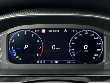 Volkswagen Arteon Shooting Brake R 2.0 TSI 320KM 2022 Volkswagen Arteon 2.0TSI 320KM 4X4 R DSG l DCC, Pa, zdjęcie 14