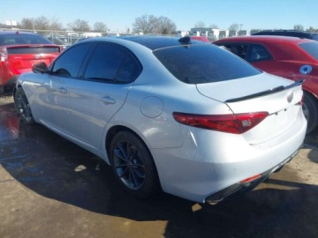 Alfa Romeo Giulia II Sedan Facelifting 2.0 Turbo 280KM 2021 Alfa Romeo Giulia 2021 ALFA ROMEO GIULIA TI SPORT RWD 2.0 Benzyna 280KM, zdjęcie 2