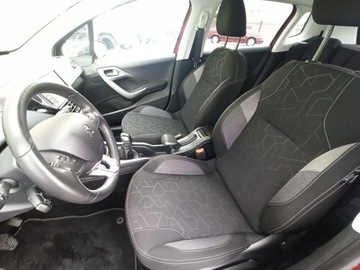 Peugeot 2008 I SUV Facelifting 1.2 PureTech 110KM 2017 Peugeot 2008 salon, I wł. bezwypadkowy,, zdjęcie 7