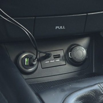 Hyundai i30 I CW Facelifting 1.4 DOHC 109KM 2011 Hyundai i30 1.4 Benzyna Blue Classic Manual 109KM, zdjęcie 31