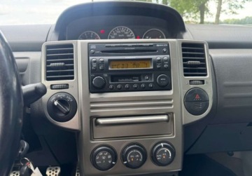 Nissan X-Trail I 2.2 Di 136KM 2004 Nissan X-Trail Bez korozji, klimatyzacja 2.2 Diesel 136KM, zdjęcie 19