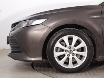 Toyota Camry IX Sedan 2.5 Hybrid Dynamic Force 218KM 2020 Toyota Camry 2.5 Hybrid, Salon Polska, Serwis ASO, zdjęcie 13