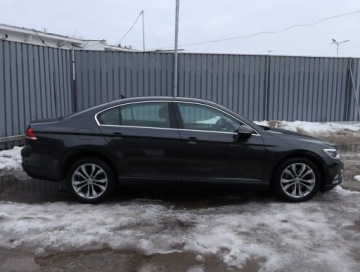 Volkswagen Passat B8 Limousine 2.0 TDI BlueMotion Technology 150KM 2017 VW Passat 2.0 TDI, Salon Polska, Serwis ASO, zdjęcie 5