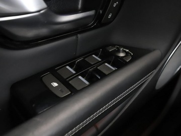 Land Rover Range Rover Evoque I SUV 5d Facelifting 2.0D TD4 180KM 2017 Land Rover Range Rover Evoque 2.0D Automat AWD, zdjęcie 37