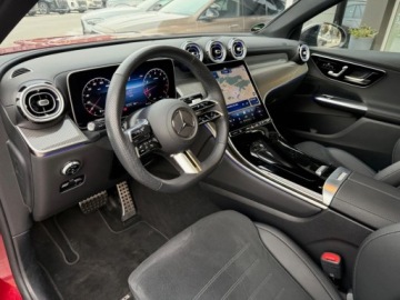 Mercedes GLC C254/X254 Coupe 2.0 300 258KM 2024 Mercedes-Benz GLC GLC300 Coupe AMG - I wlasciciel, serwis ASO, gwarancja, zdjęcie 5