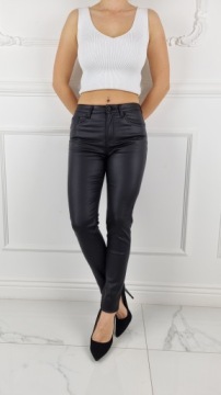 ЖЕНСКИЕ БРЮКИ С УТЕПЛЕННЫМ ПОКРЫТИЕМ