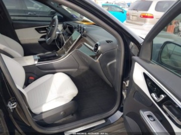 Mercedes GLC C254/X254 2025 Mercedes-Benz GLC 350e, 2025r., 4x4, 2.0L 2.0 Hybryda Plug-in 201KM, zdjęcie 8