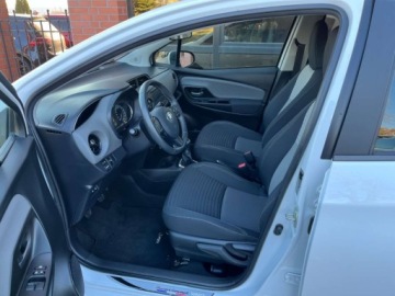 Toyota 2020 Toyota Yaris 1.0 benzyna 72 KM niski przebieg zarej w PL zadbany zami, zdjęcie 20
