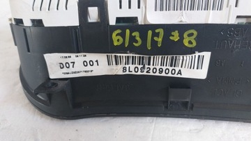 AUDI A3 8L PŘÍSTROJOVÁ DESKA BUDÍK 8L0920900A