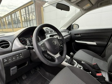Suzuki Vitara III SUV 1.6 VVT 120KM 2016 Suzuki Vitara 1.6B 2016r Led Climatronic Nawigacja, zdjęcie 16